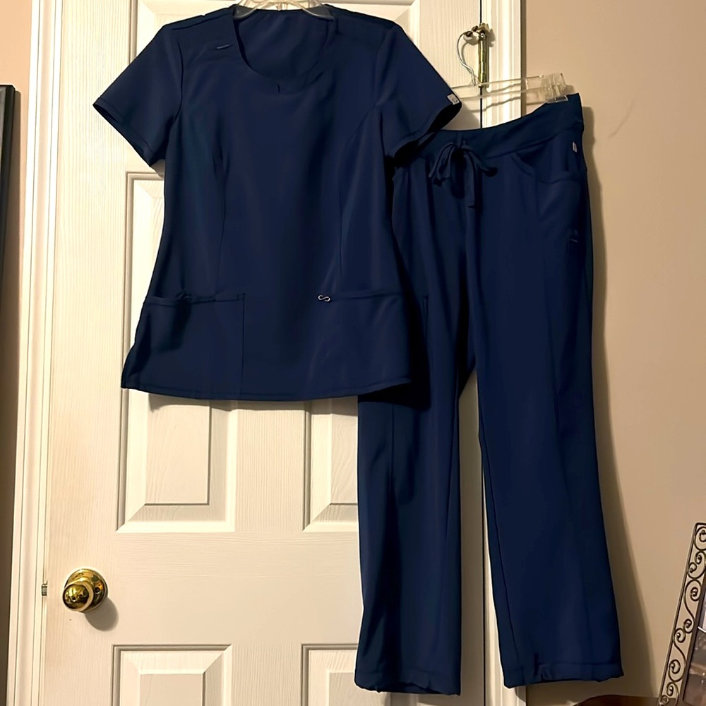 Infinity scrubs - Picture 5 of 11